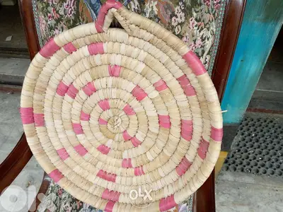 صدر اش كبير