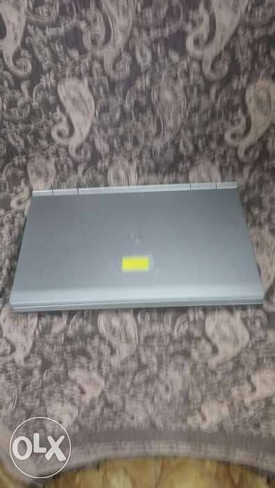 Lap top core i5 ram 8 gb hard 120 ssd 1