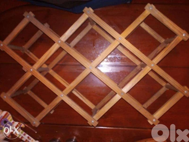 Foldable wooden 8 bottles rack 2