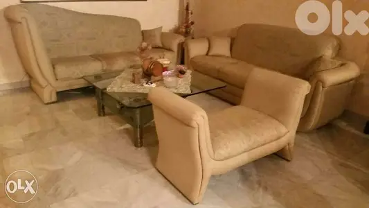 salon good guality (230/)& (230)table( 115 squarglass 2cm like new