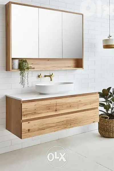 Bathroom cabinet خزانة حمام