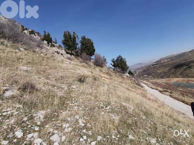 835 m2 land+ open view for sale in Laqlouq/Akoura - أرض للبيع في لقلوق