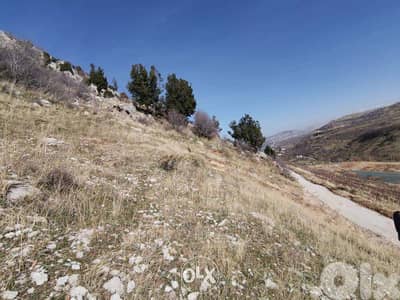 835 m2 land+ open view for sale in Laqlouq/Akoura - أرض للبيع في لقلوق