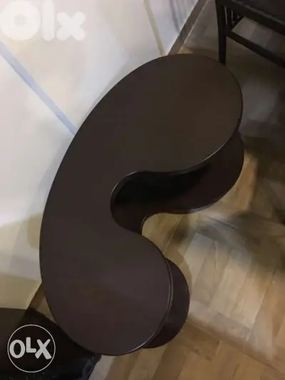 طاولة صالون