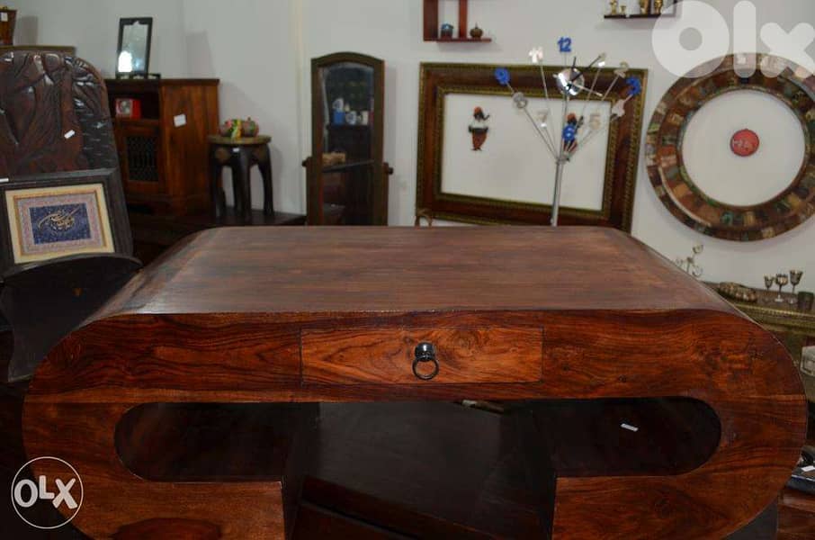 solid wood table 0