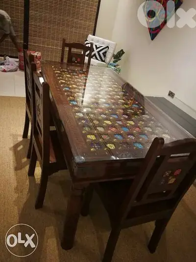 solid wood teak dining table with ceramic with dersoir and mirror