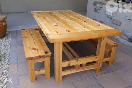 wood table with 2 banches طاولة خشب مع بنك عدد٢