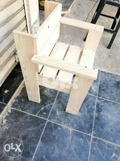 Wood chair Creative simple style كرسي خشب جديد
