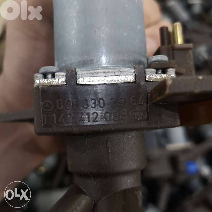 A0018303984 1