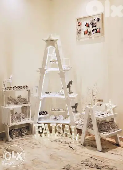 Baby wood souvenir stand ستاند أطفال خشب