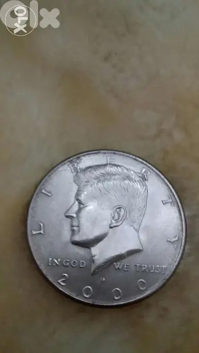 Half USA Dollar Uncirculated Kennedy Memorial year 2000
