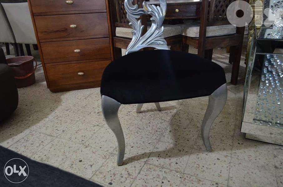 chair 4