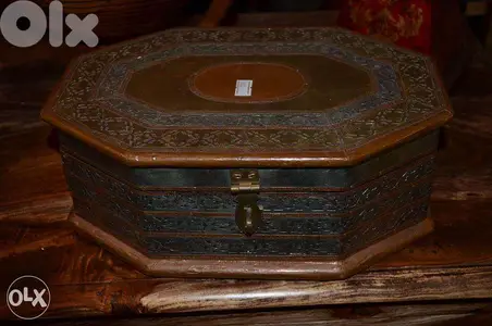 box copper and wood antique