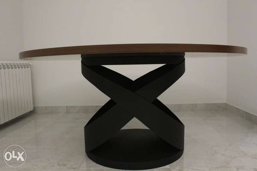 Amazing round dining table 3