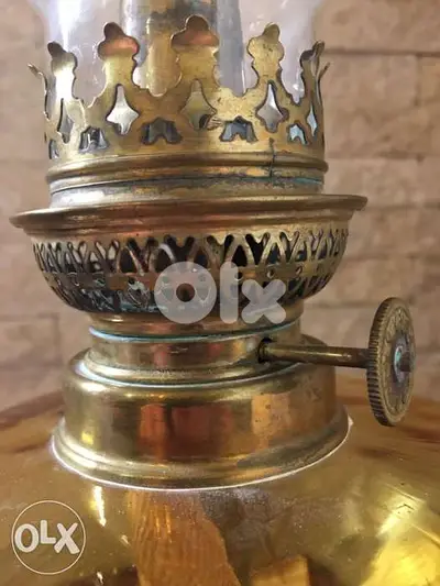 قنديل فرنسي قديم