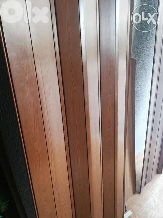 Moket parket vynl gazon bwab occordion baradi rol up pvc 2