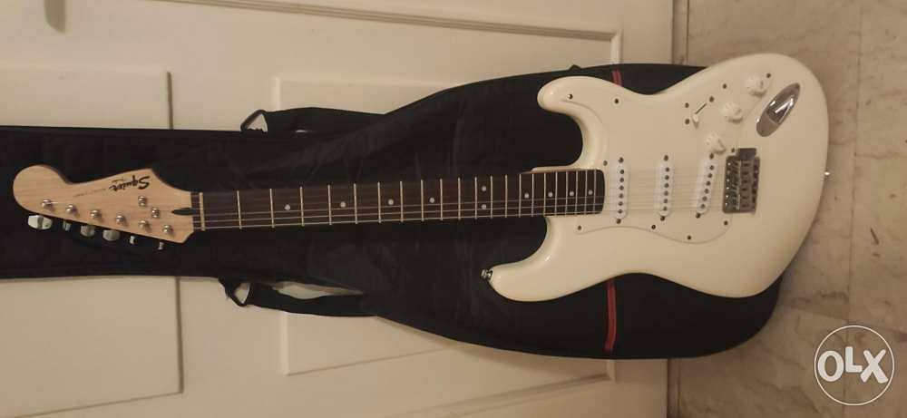 Fender Squier electric guitar white 0