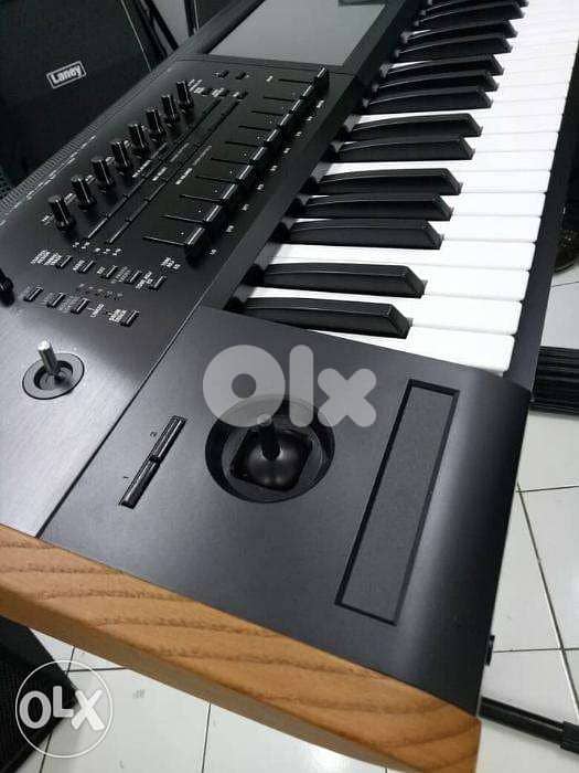 Korg Kronos 2 - 61- Key Synthesizer Workstation. Original Boxed 2
