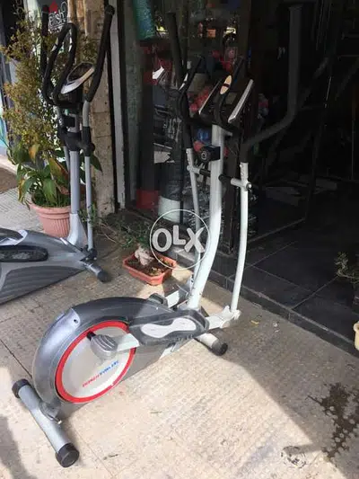 elliptical heavy duty like new very good quality