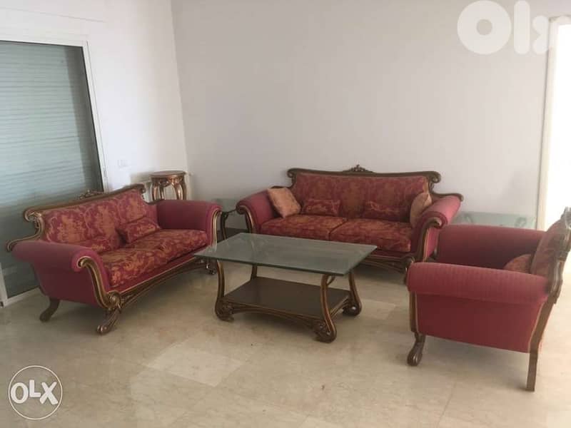 Salon Complete: 8 pieces, Sofas, tables. very good condition. 0