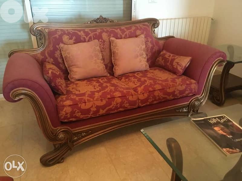 Salon Complete: 8 pieces, Sofas, tables. very good condition. 1