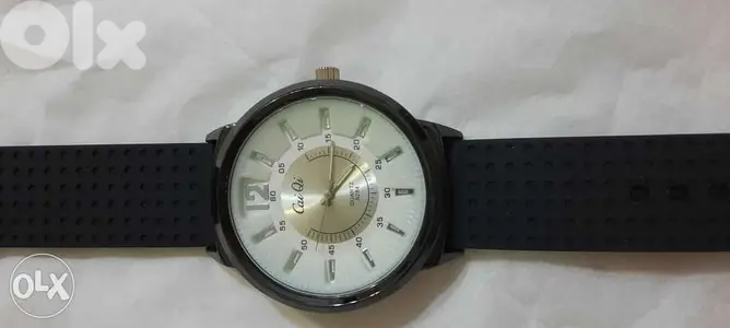 Watch with its beautiful box. ساعة سبور وتصلح كهديّة بعلبتها Watch with its beautiful box. ساعة سبور وتصلح كهديّة بعلبتها