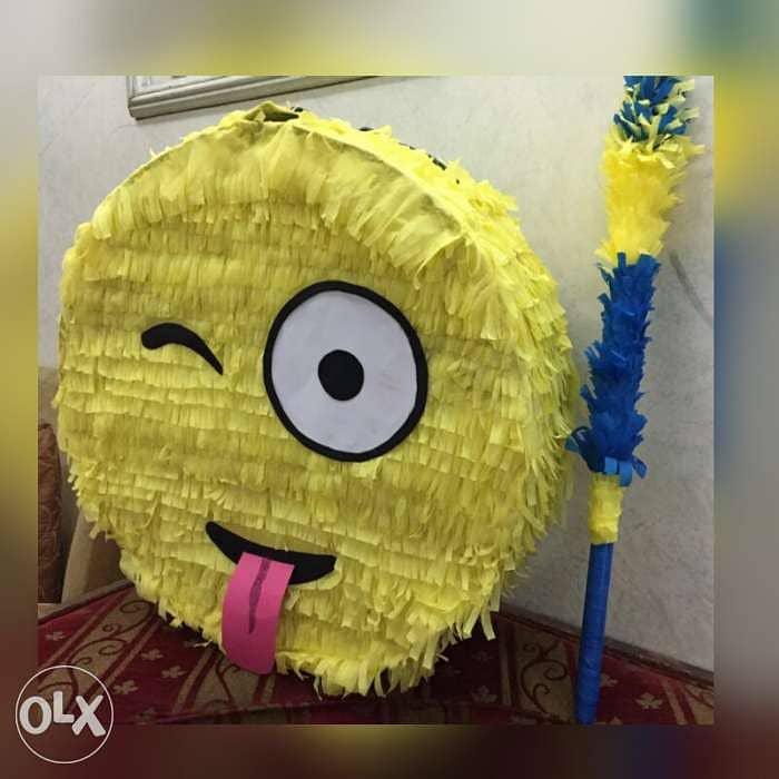 Emoji piñata ( double face) 1