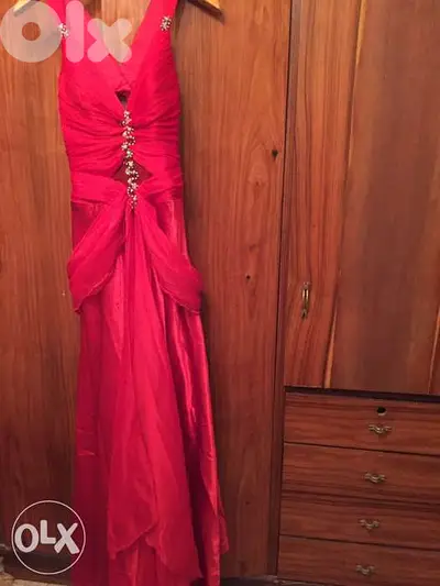 Red Dress فستان سهرة او عرس Red Dress فستان سهرة او عرس