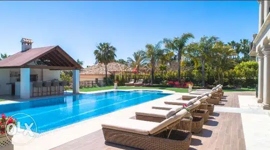 contracting swimming pool key system concrete & electro mechanical