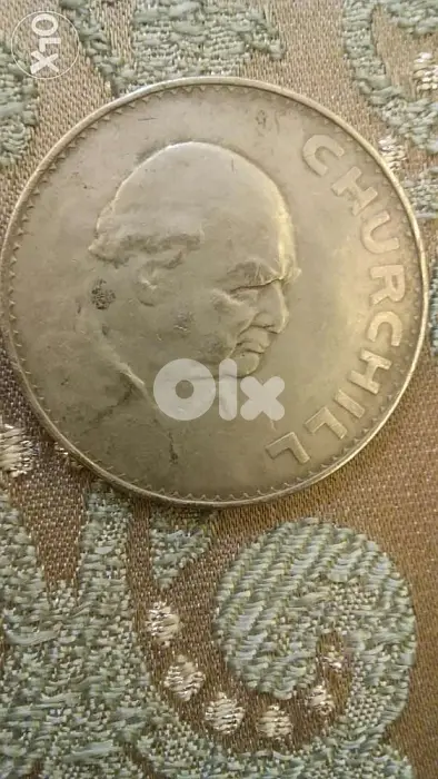 Churchill Commemorative Pound Year 1965 Diameter 40 mm Very Special. .