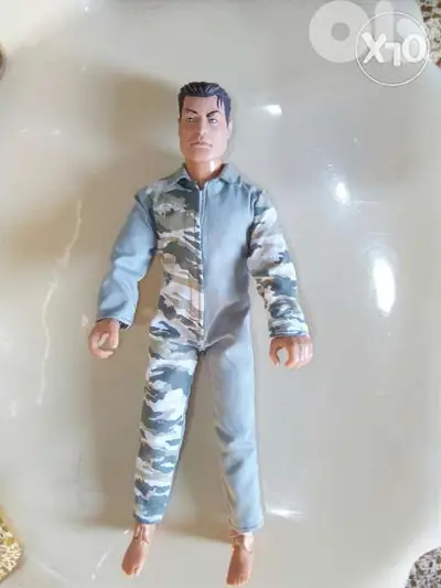 GI JOE -HASBRO MAN great doll articulated joints body+print overol=17$