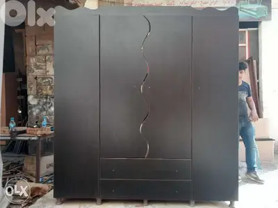 خزانة اربع درف