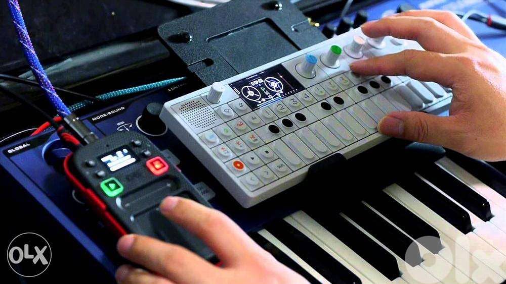 Korg Mini Kaoss Pad 2 Dynamic Effect Processor,DJ scene 1