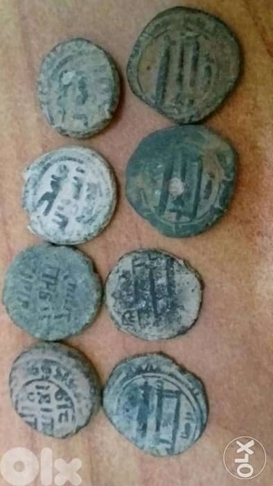 Set of eight Islamic Umayi & Abassi Bronze Coins year77 AH & above 0