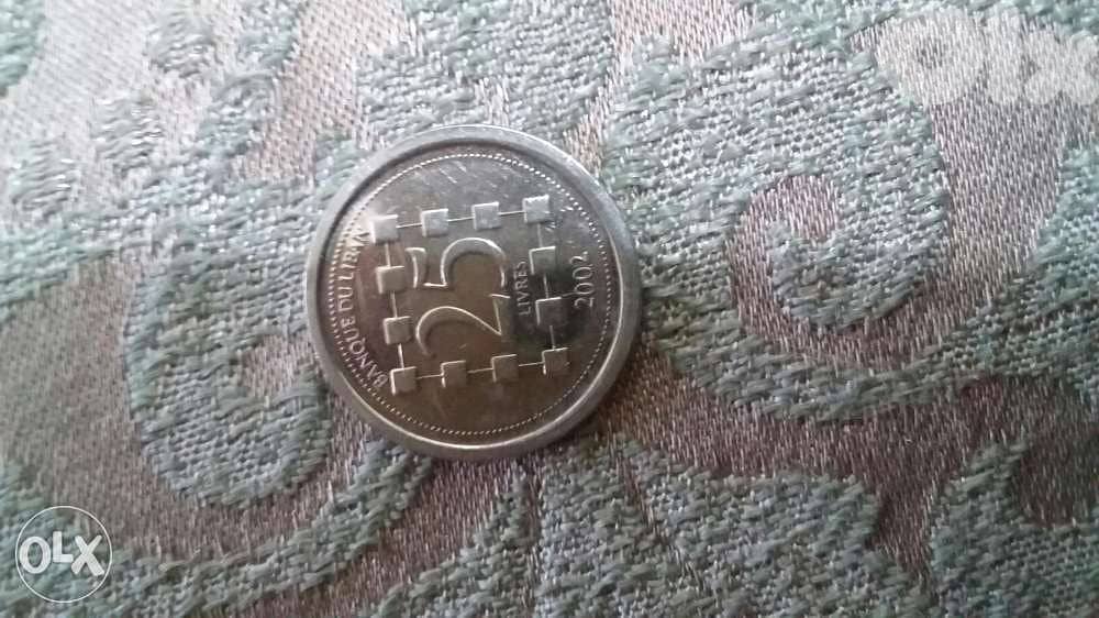 25 Lebanese Coin year 2002 1