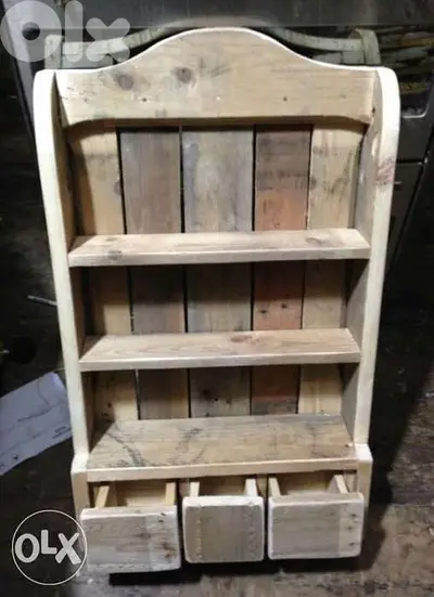 Wood closet creative خزانة حيط خشب
