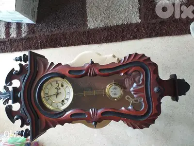 ساعة قديمة. 03374928 ساعة قديمة. 03374928