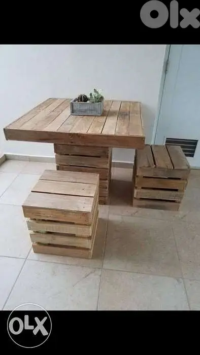 طاولة خشب طبالي مع صندوقين للجلوس Wood seat box with table
