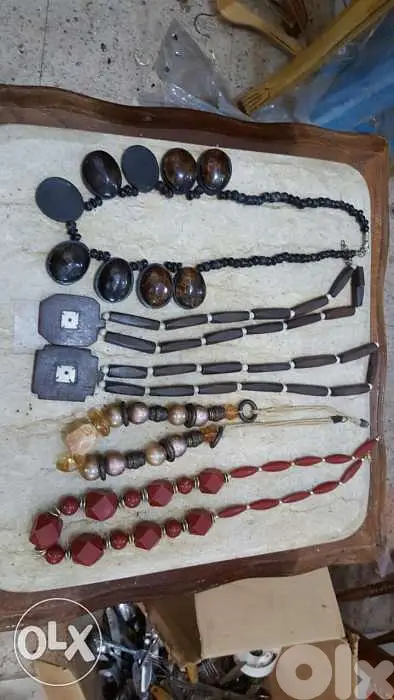عقد مشكل