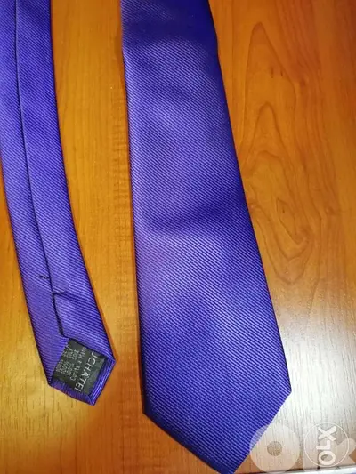 Neuchatel silk purpule tie