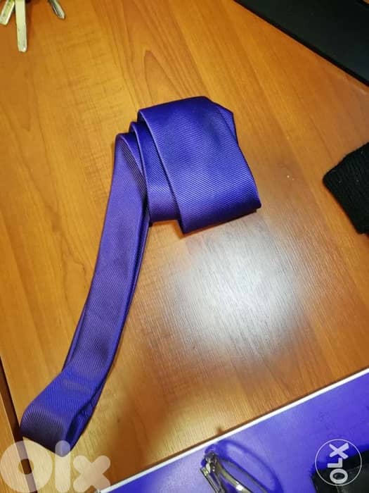 Neuchatel silk purpule tie 3