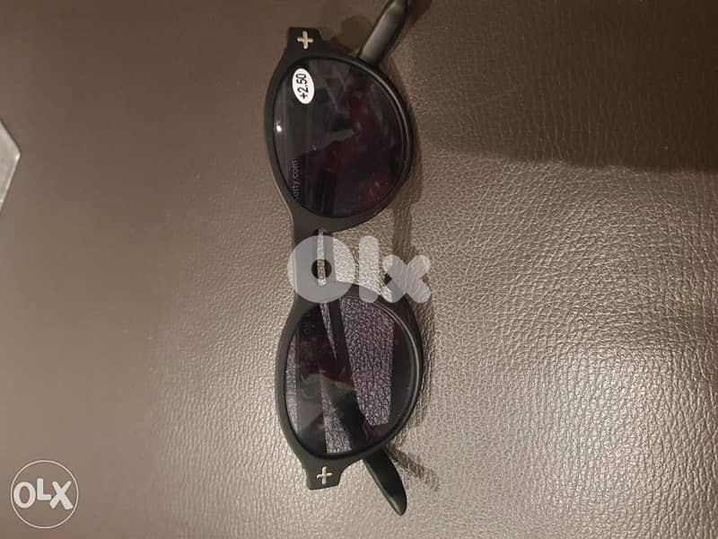 Sun - reader + 2.50 OKKIA 0