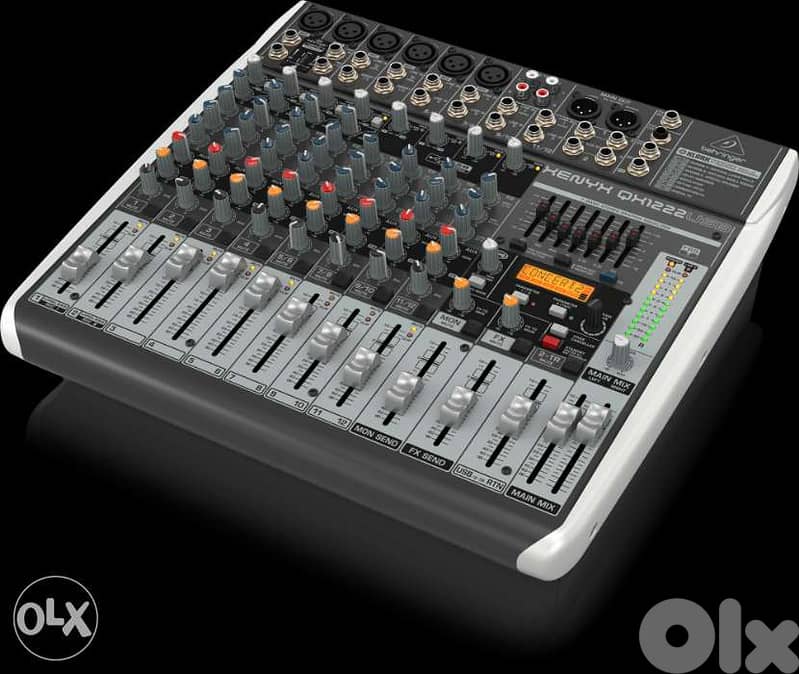 Behringer Xenyx QX1222USB Mixer with USB and Effects 12-inputs 4