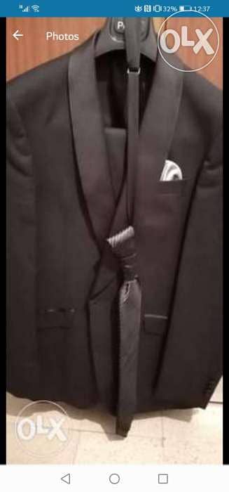 Black suit 0