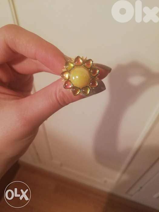 Designer Gold Plated Flower Ring. 1