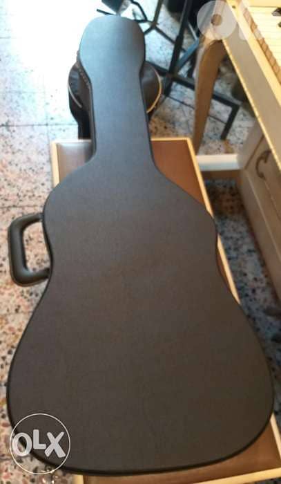 Hard case for guitar 0