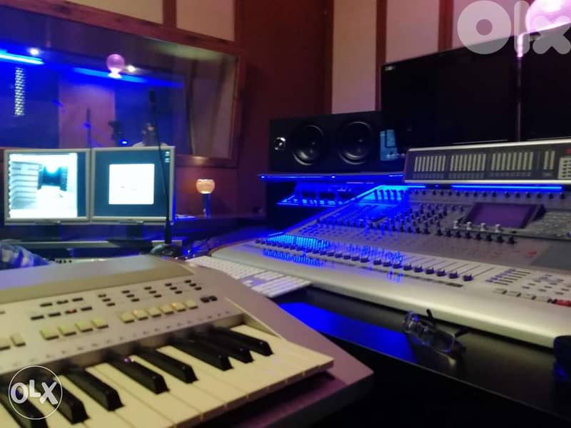 Music writer and composer and a studio records 0