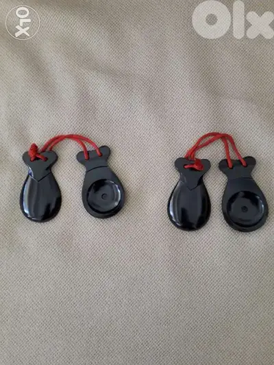 2 pairs Castanets