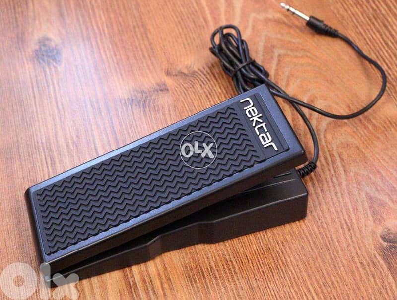 Nektar NX-P Universal Expression Pedal with Polarity Switch 1