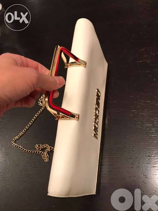 copy A moschino bag off white and gold 3